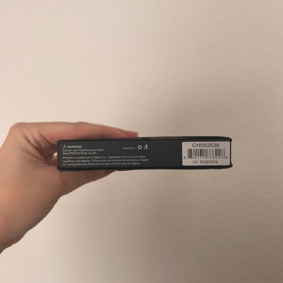 Coach Tea Rose iPhone 15 PRO Case, Compatible with MagSafe - Picture 9 of 14